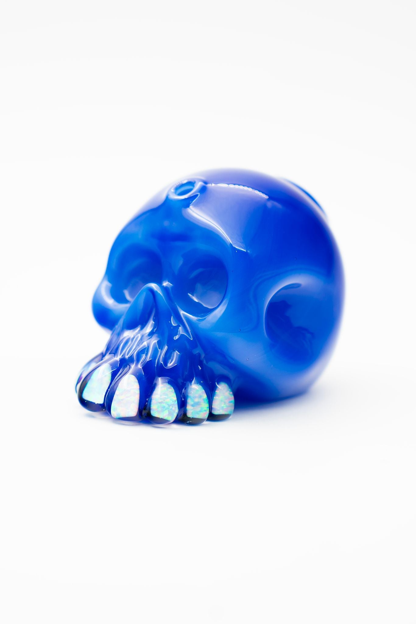 Medium Blue Skull with Opel teeth By// Carsten Glass