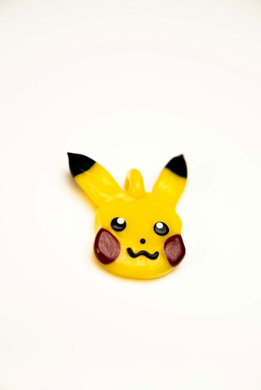 Pikachu Pendant By// Melty Glass il