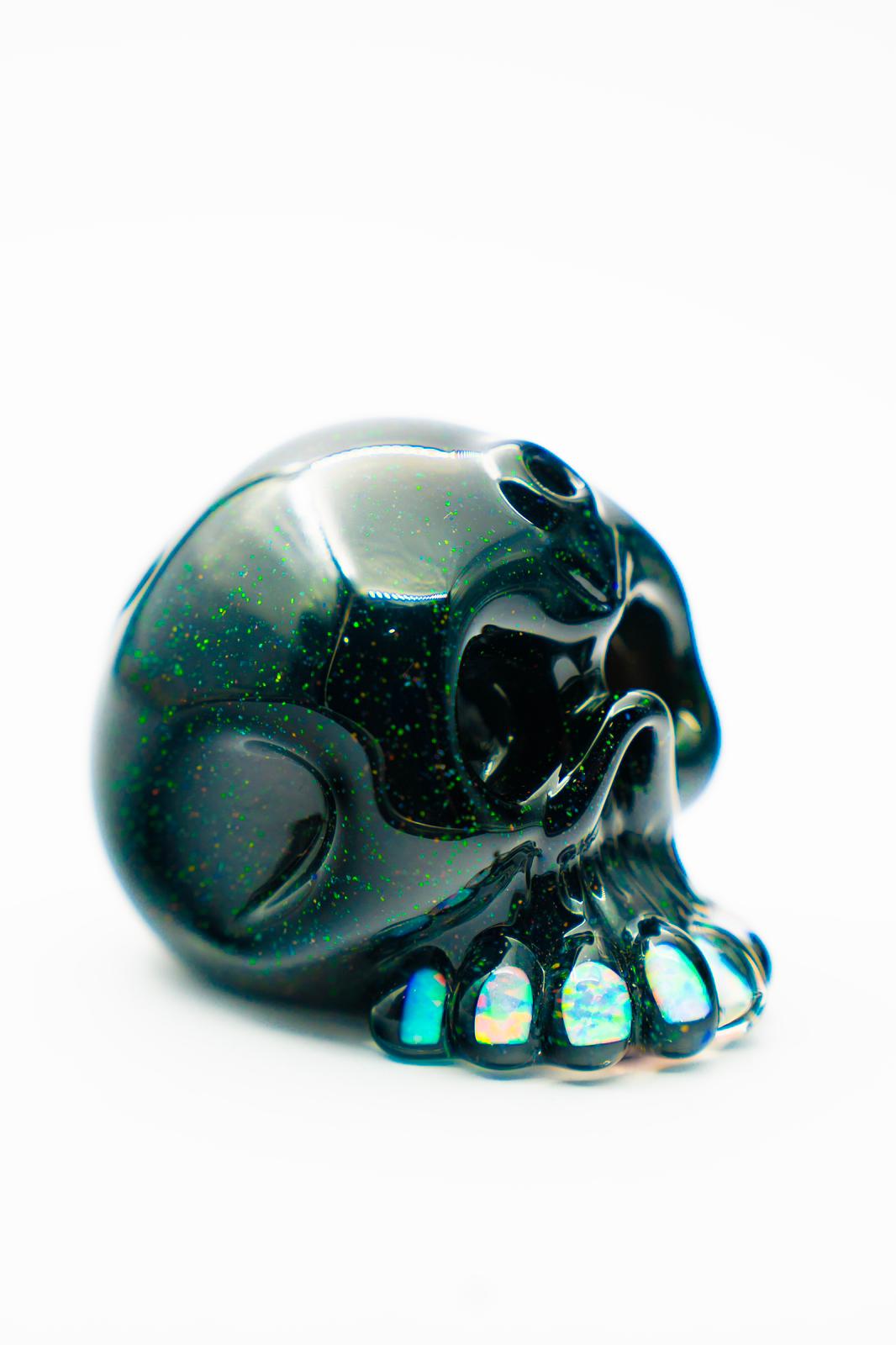 Mini Black Crush Opal Skull with Opel teeth By// Carsten Glass