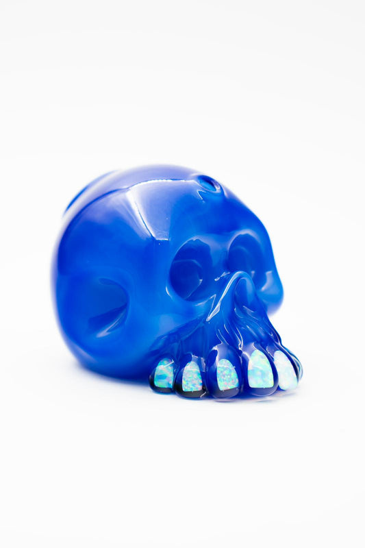 Medium Blue Skull with Opel teeth By// Carsten Glass